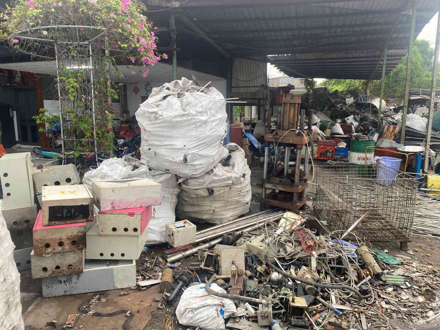 Thị Trường Phế Liệu TP.HCM 2026