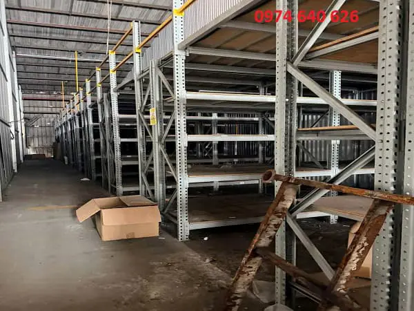 Thu Mua Kệ Sắt Thanh Lý Tại TPHCM