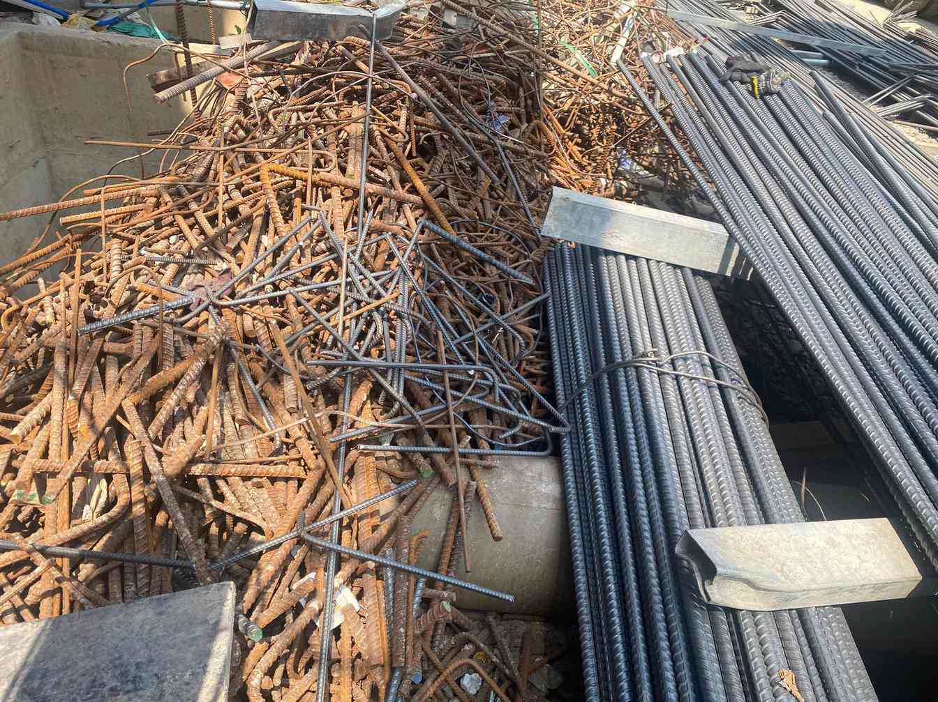 Thu mua sắt đặc